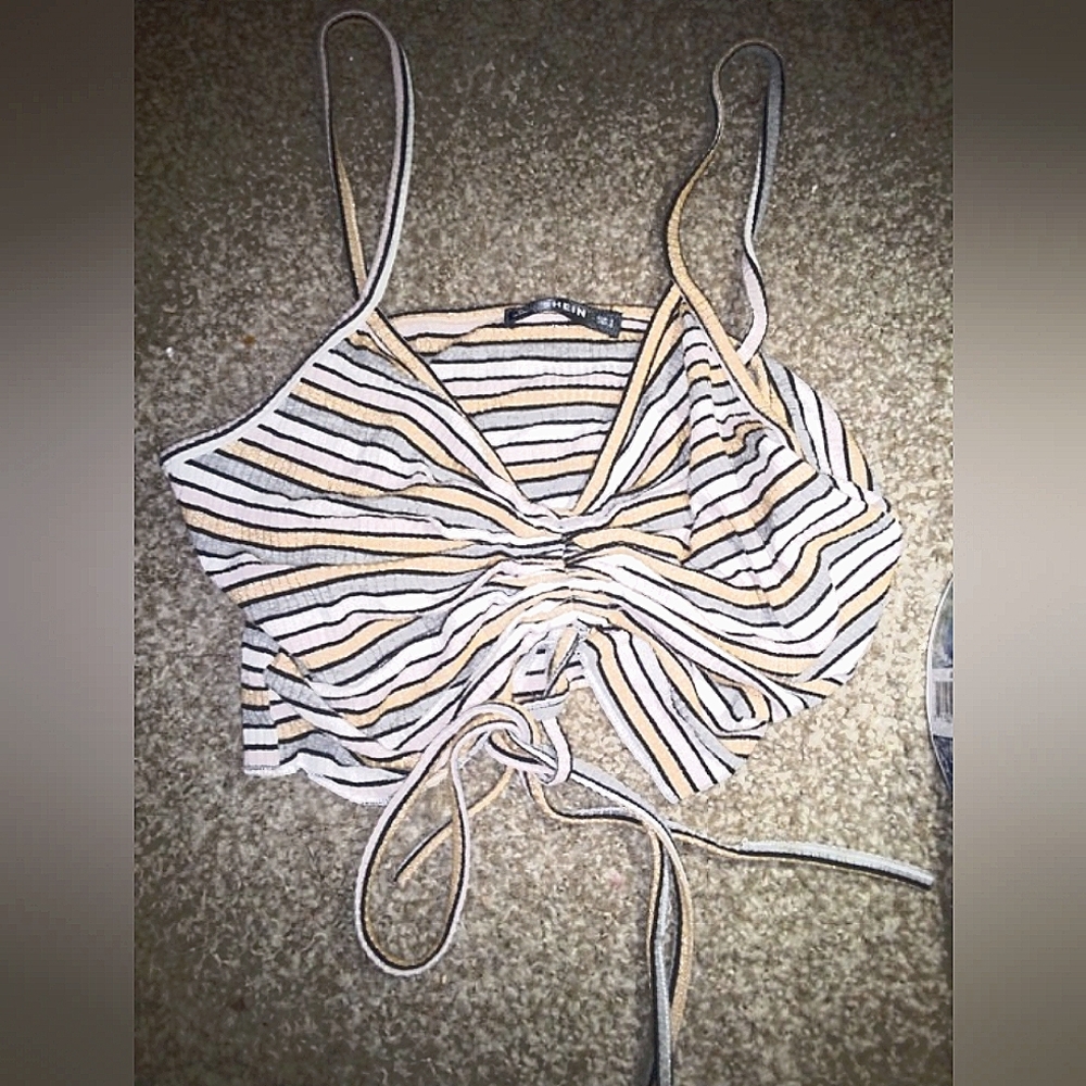 Summer cropped string top